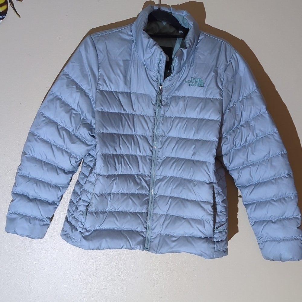 The North Face Women's Light Gray Puffer Jacket - Picture 8 of 16